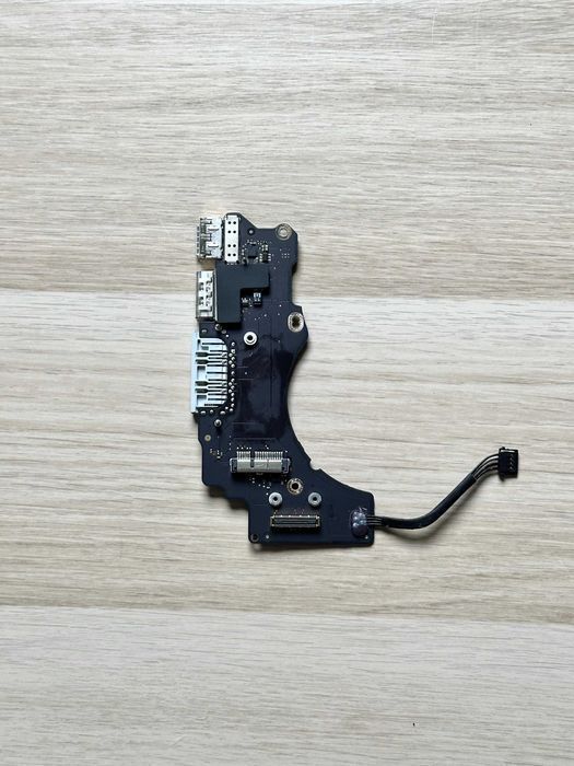 Moduł USB / SD / HDMI do Apple MacBook Pro 13" Retina – A1502 Oryginał