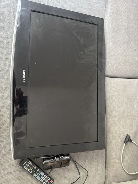 Telewizor  samsung 32cale