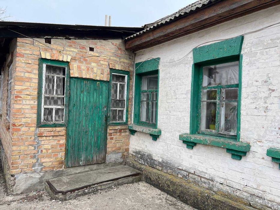 Продається земля 25соток з будиночком, с. Тарасівка, Київська обл.