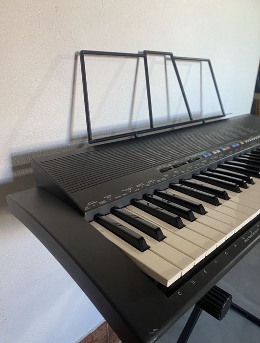 Teclado com suporte