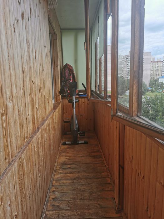 вул. Княжий Затон 12, м Осокорки 12 хв, 5пов, Газ
