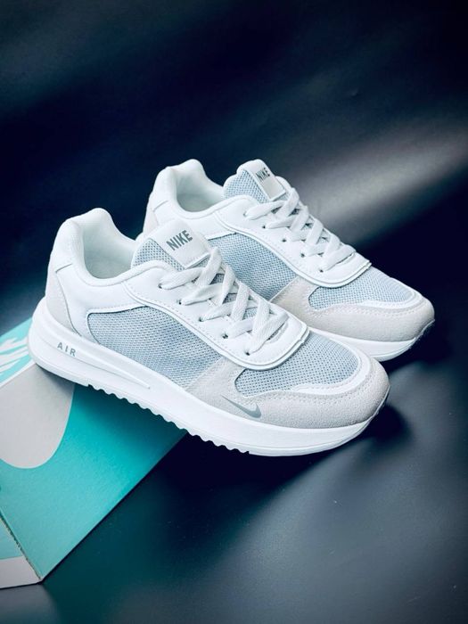 Кроссовки на каждый день Nike /сеточные легкие Найк женские кожаные