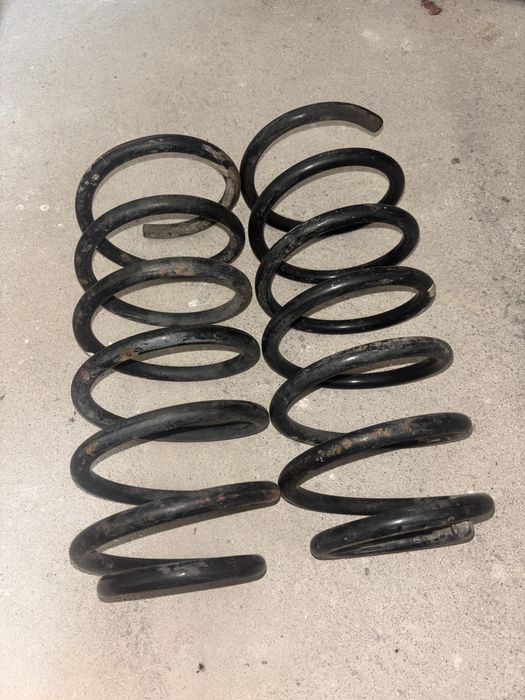 Molas frontais Seat Ibiza 6K - originais