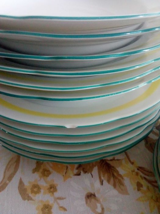 Ćmielów PRL serwis talerze porcelana zastawa Feston lata 70-te