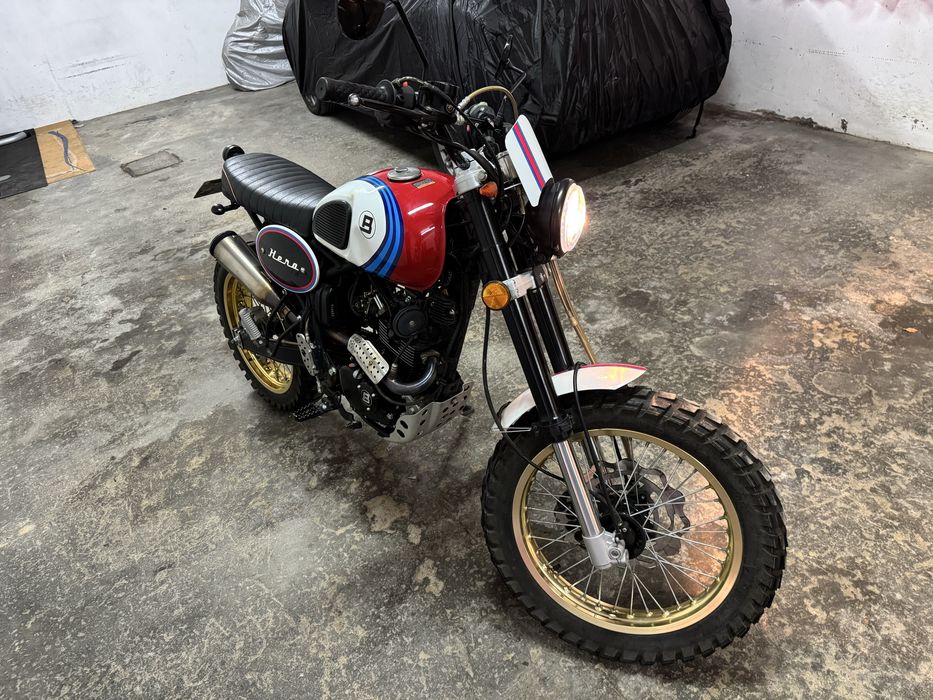 Bullit Hero 125 Martini 2023 4000kms