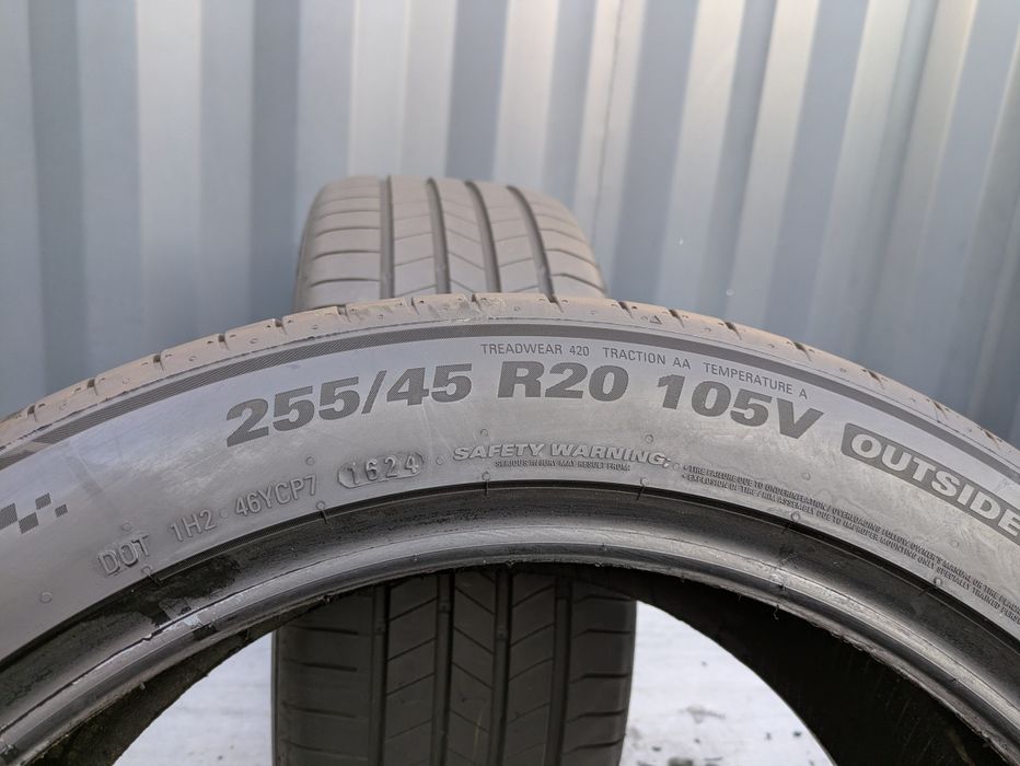 255/45R20 Kumho Ecta PS71 Lato 2024