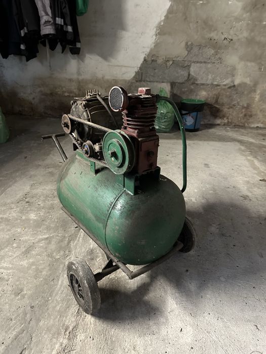 Sprężarka, kompresor ,duzy silnik