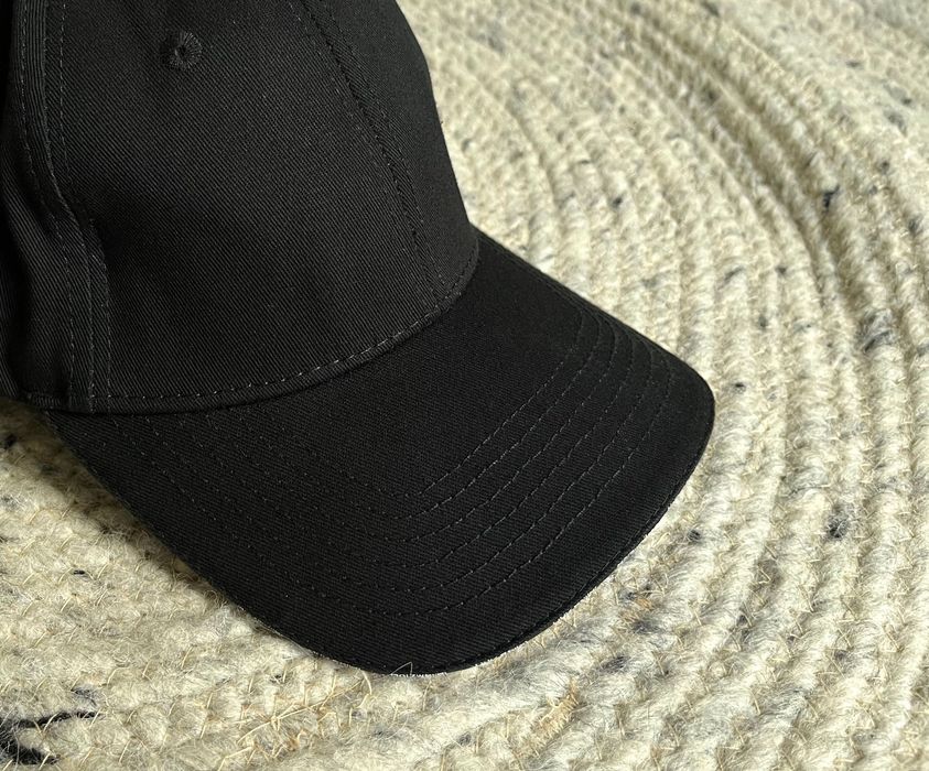 HOLLISTER CO. czarna czapka z daszkiem