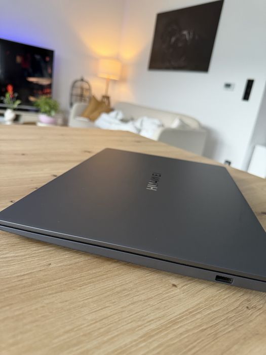 Huawei Matebook D16