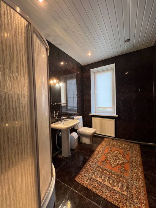 Будинок під Бізнес 468м2 з ділянкою 10сот Луцьк