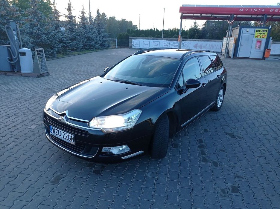 Citroën C5 Citroen C5 2.0. Konwencjonalne zawieszenie.