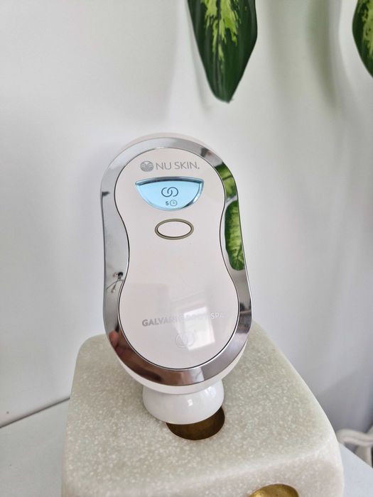 Galvanic body spa Nu skin