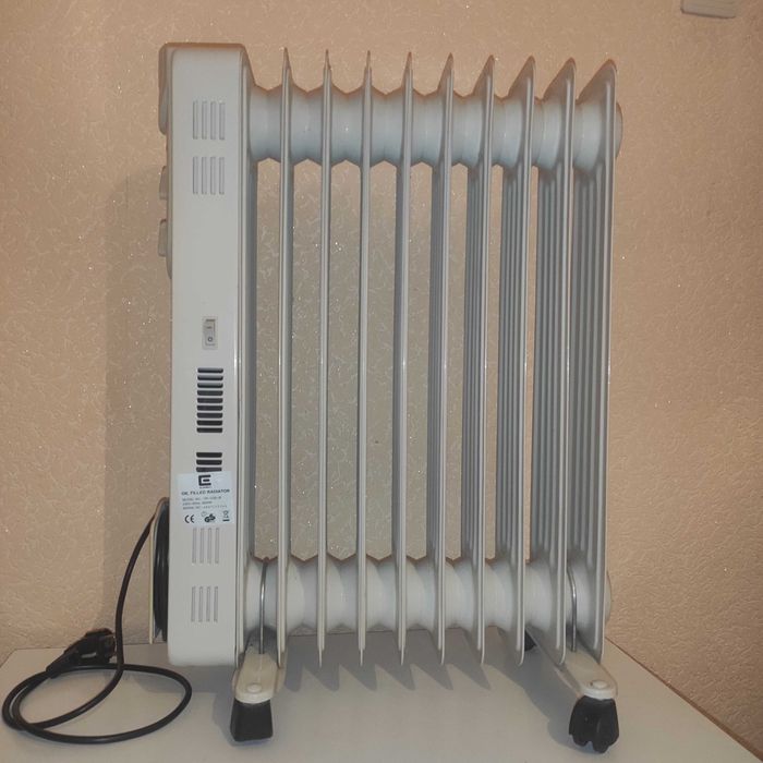 Масляний радіатор/обігрівач Елемент