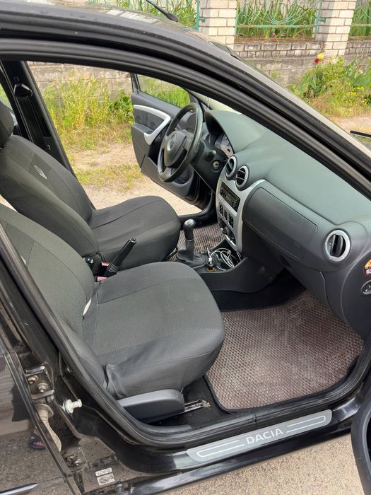 Продам авто Dacia Logan 2009