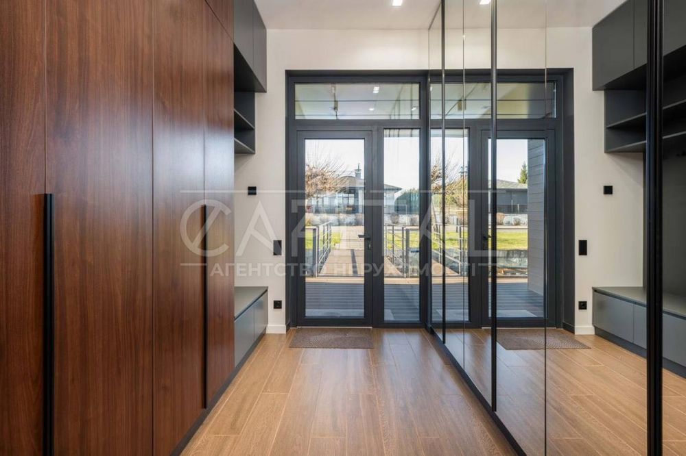 Новий будинок на воді в оренду перша здача Київ