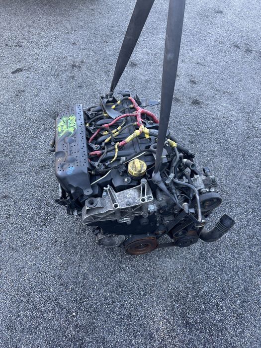 Мотор Двигун 2.2 дизель (dci) Renault Nissan Opel (G9T)