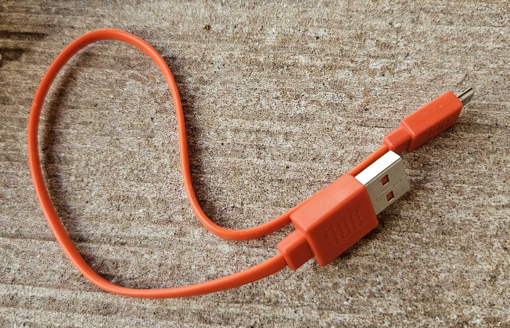 Samsung J3 + carregador