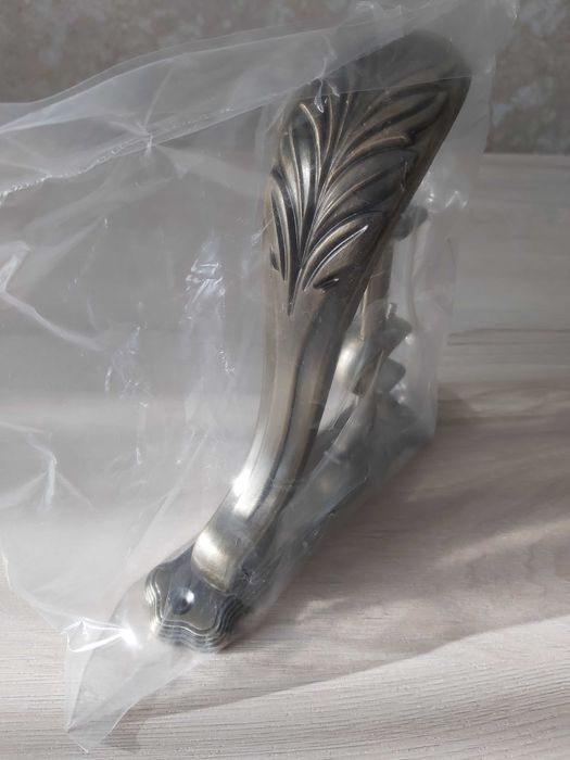 Аксесуари для металевих карнизів