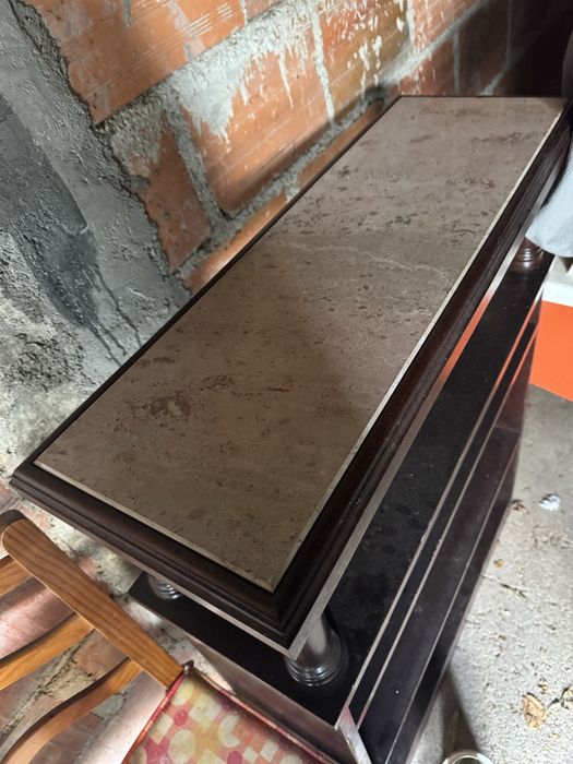 Movel para bar em nogueira com base de pedra marmore