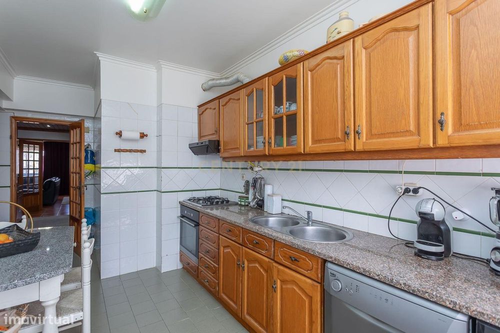 T3 com Vista Rio em Vila Franca de Xira