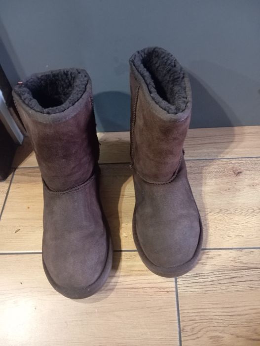 Угги    женские .