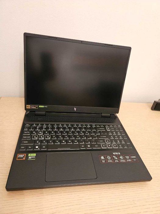 Acer Nitro 16 RTX 4060 uszkodzony bez CPU