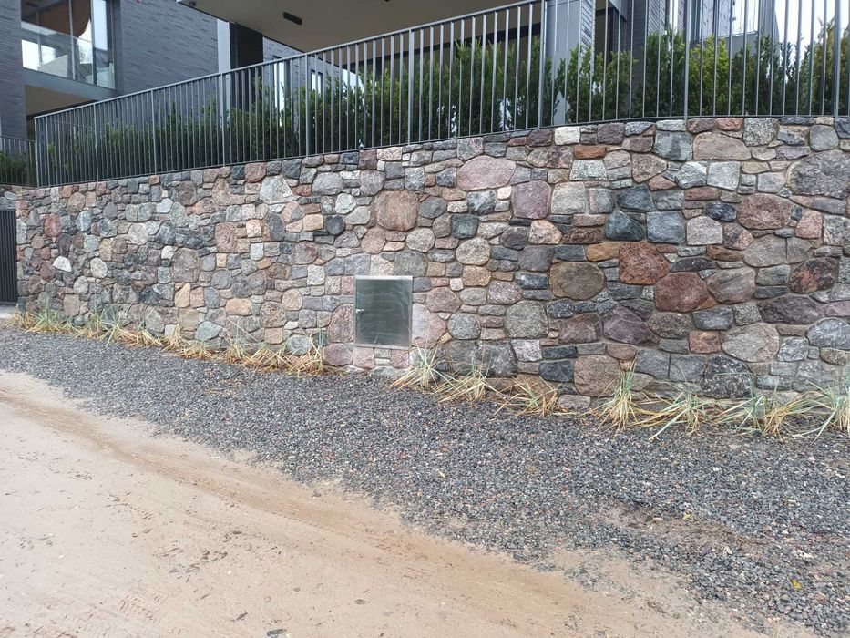 Kamień polny łupano cięty