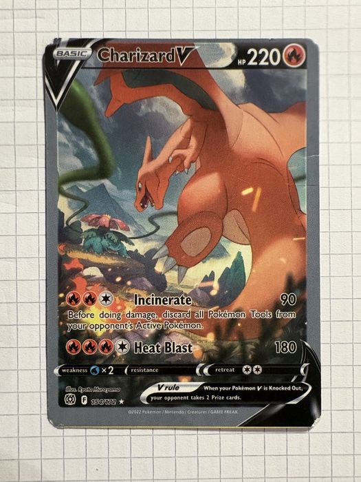 Karta pokemon Charizard V