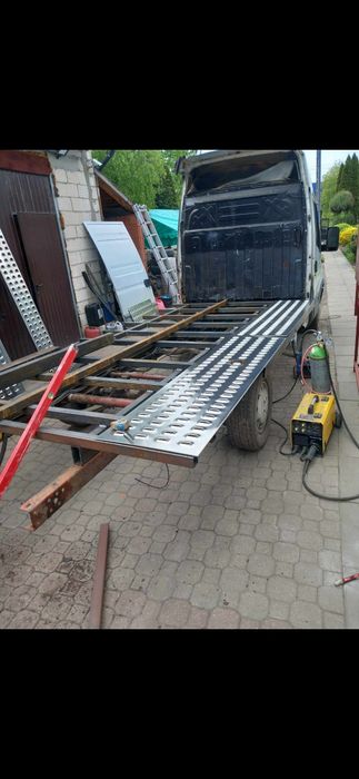 Zabudowa laweta najazd