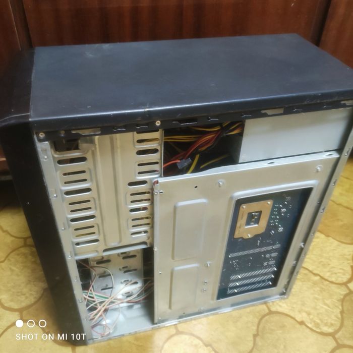 Продам пк для роботи та гри 3500гр.самовивіс