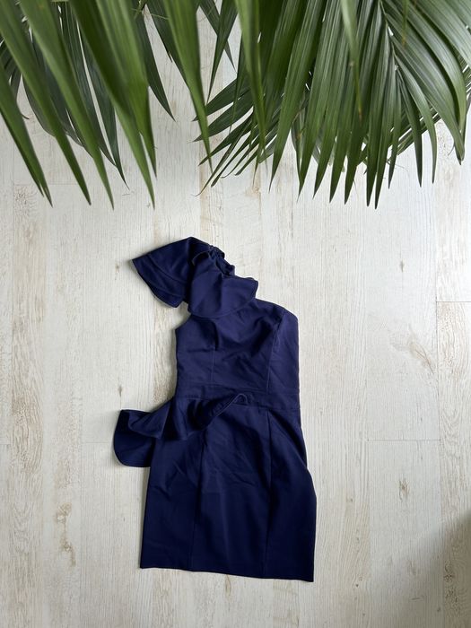 Sukienka koktajlowa asymetryczna River Island xs / S 34/36