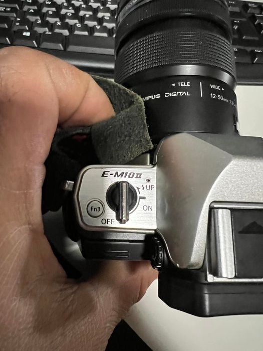 Vendo Okympus OM-D-E M10 mark||