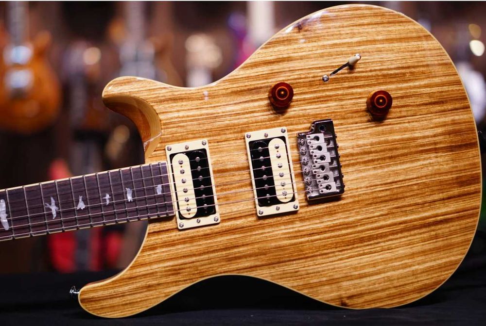 Raridade PRS SE Custom 24 Zebrawood (2017) - Edição Limitada (NOVA)