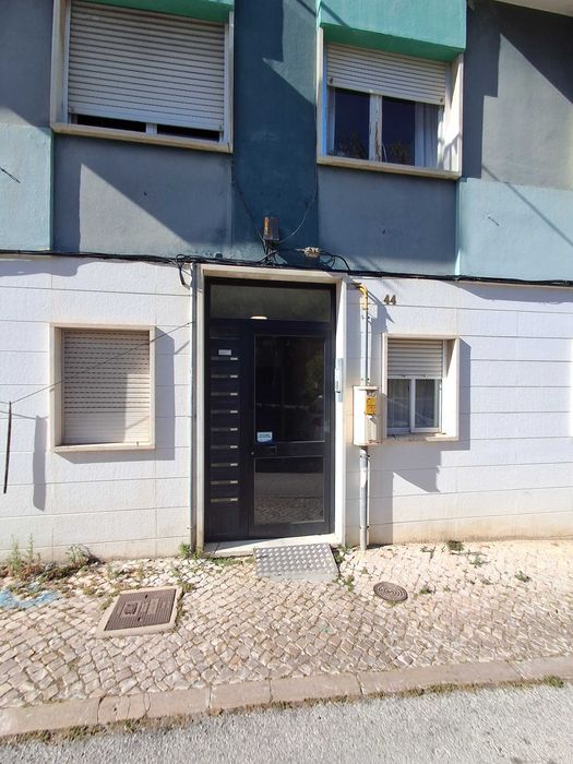 Apartamento T2 com Vista Rio em Vila Franca de Xira – Bom Retiro
