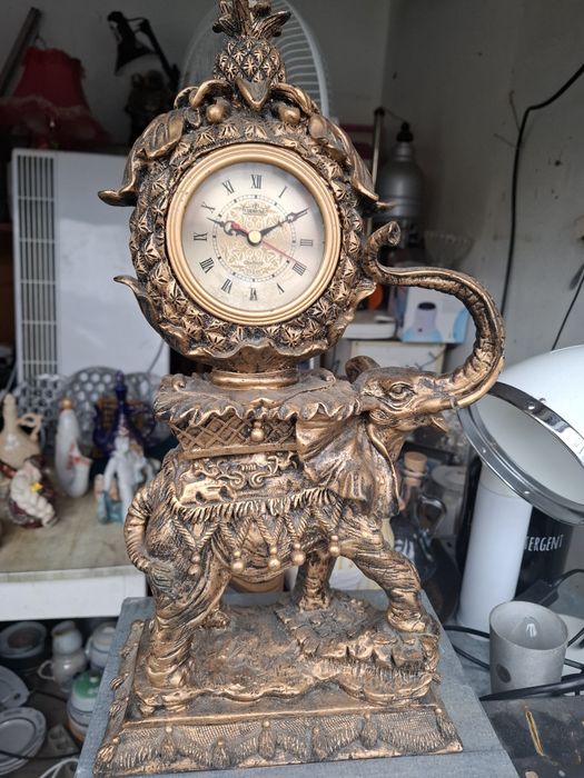 Камінний годинник кварц