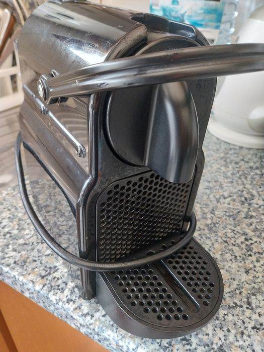 Maquinas  cafe electrica krups  nespresso capsulas c/ avaria