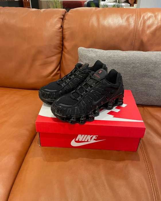 Shox TL sportowe Nike  Czarne buty r.39