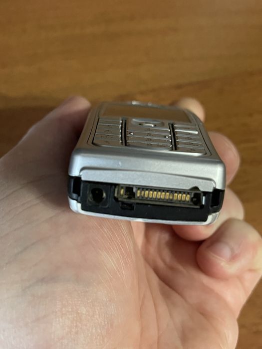 Мобільний телефон Nokia 6230i