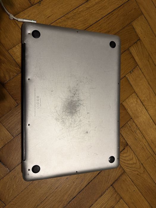 MacBook Pro 4GB (13 cali, mid 2012 r.2,5 GHz Intel Core i5
