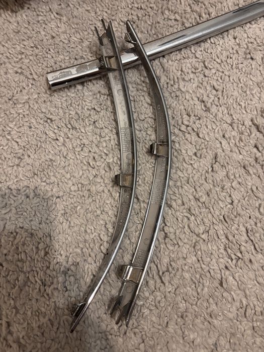 Молдинг хромований заднього бампера GM 13368945 OPEL ASTRA-J