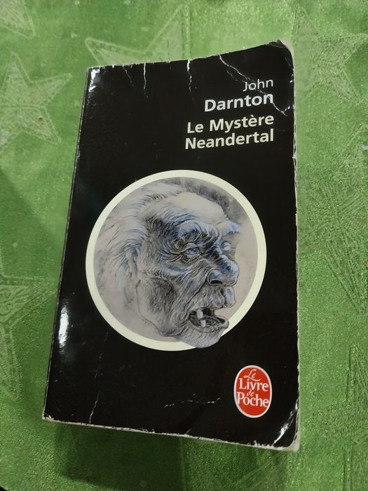 Le Mystère Neandertal.  Portes incluídos