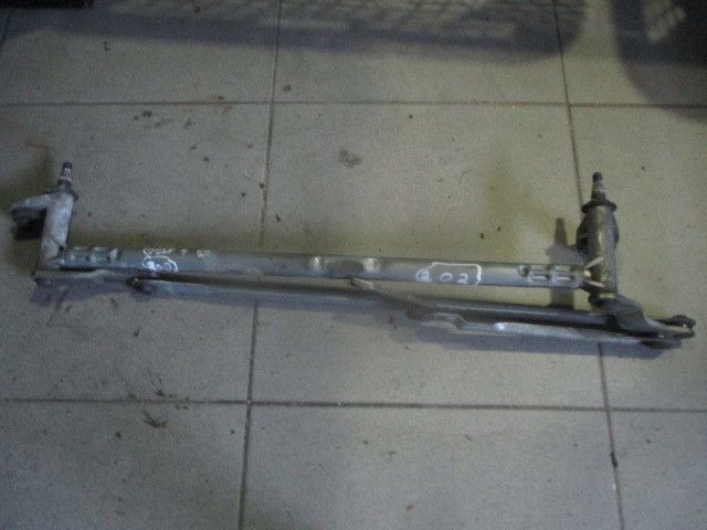 Haste / braço de escova limpa vidros frente esquerda VOLKSWAGEN Golf V