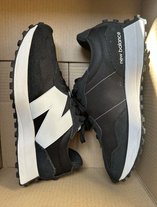 New Balance 327 41/42