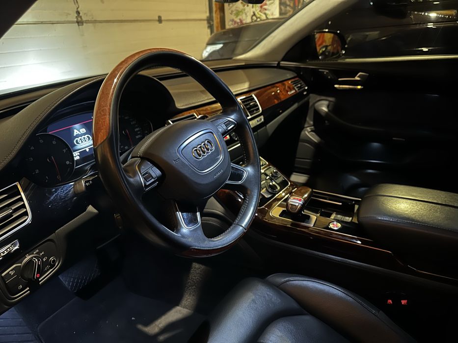 Audi A8 Long 4.2 quattro