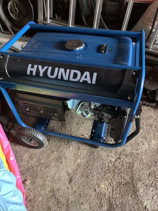 Генератор Hyundai