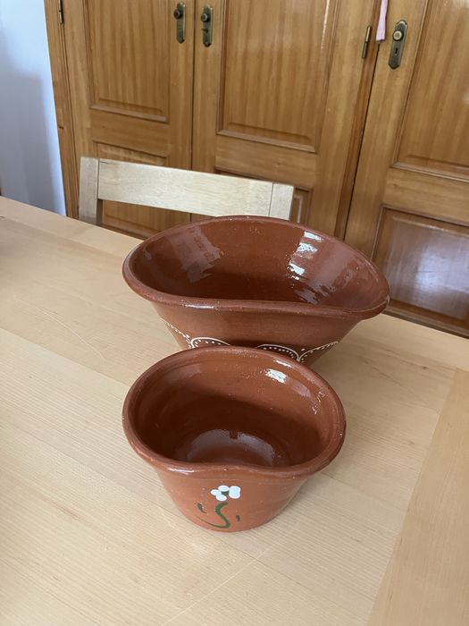 Várias peças em barro