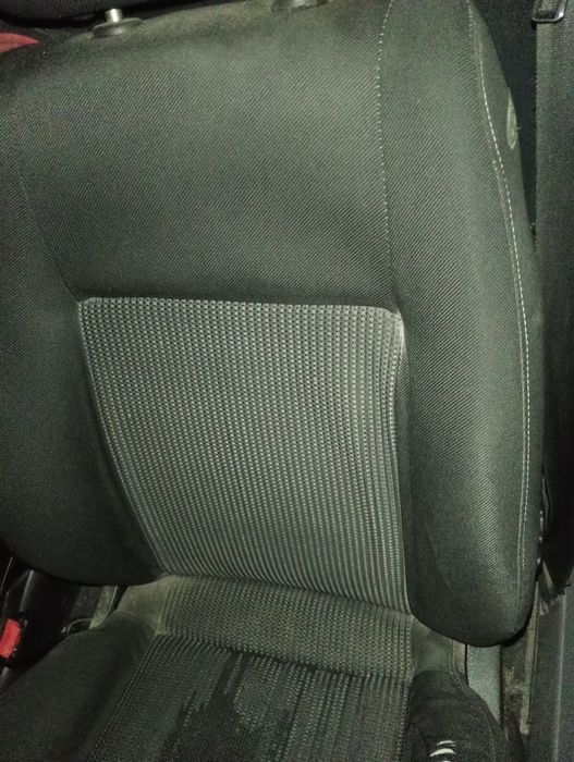 Bancos SEAT Ibiza 6k2 em bom estado
