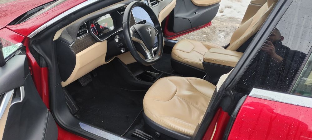 Tesla Model S 85D DARMOWE ŁADOWANIE prywatnie