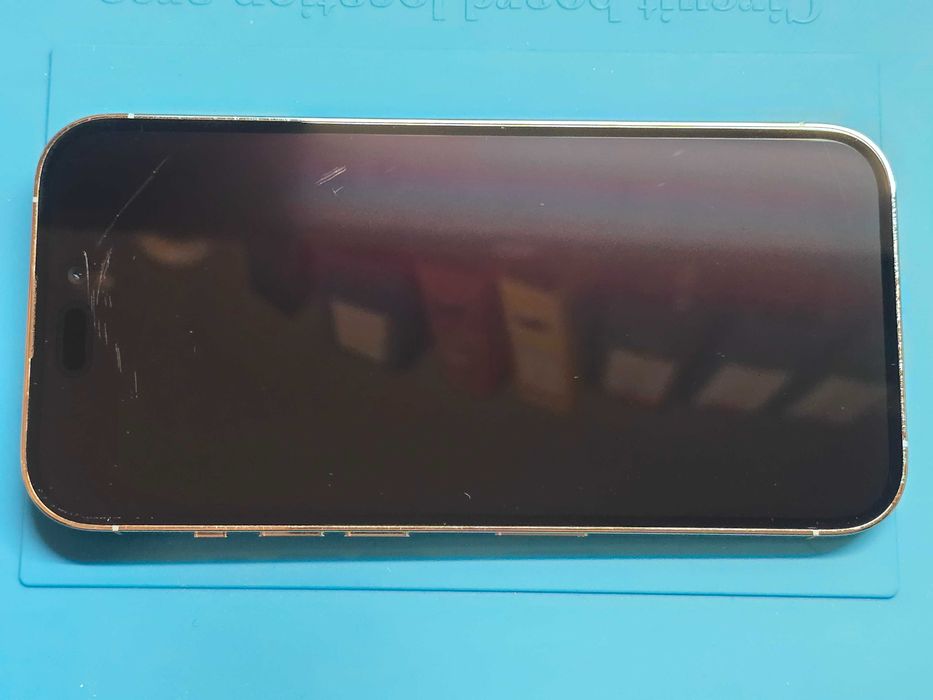 Używany - Apple iPhone 14 Pro 128GB Srebrny - GSM Baranowo