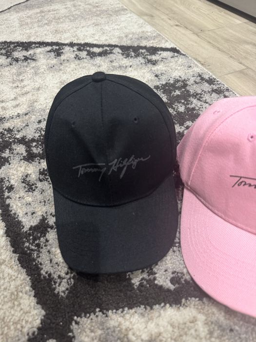 Czapka z daszkiem czarna nowa